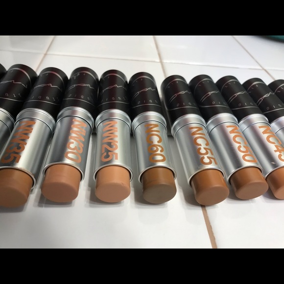 🔥MAC Studio Fix Soft Matte Foundation only 3 left - Picture 5 of 6